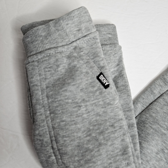 DKNY Boy's Gray Sweatpants Jogger Pants NWOT Boy's Size 24 Months - Picture 6 of 6